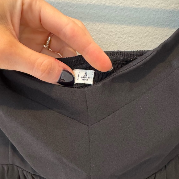 Dress - Picture 4 of 7